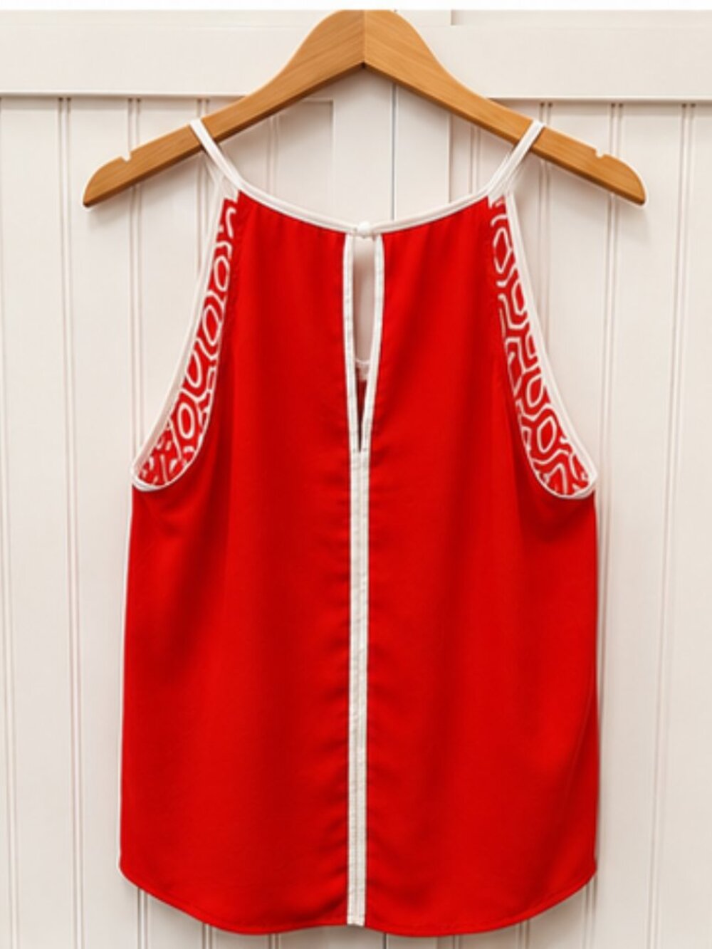 Ro & De Red White Geometric Sleeveless Halter Blouse Size Large - Picture 2 of 5